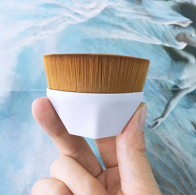 Magic Petal Foundation Brush Set